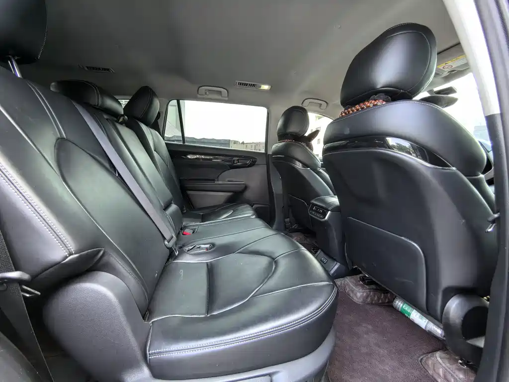 Toyota Highlander — миниатюра 12