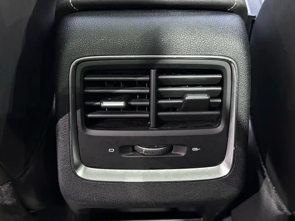 GEELY AUTOMOBILE BOYUE