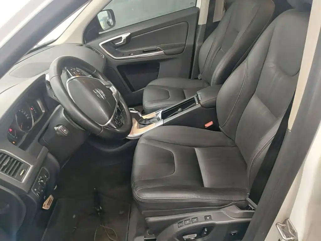 Volvo XC60 — миниатюра 15