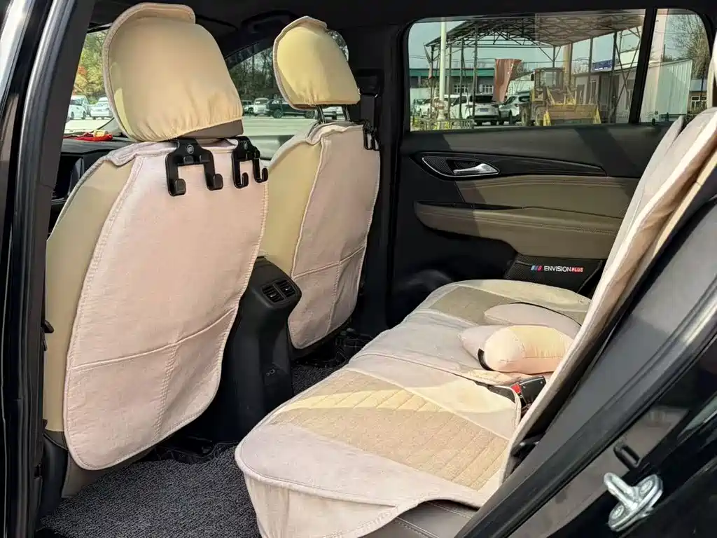Buick Envision Plus — миниатюра 8
