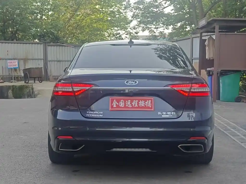 Ford Taurus — миниатюра 2