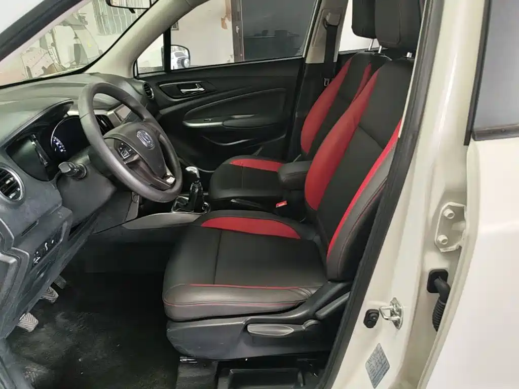 Changan CS15 — миниатюра 15
