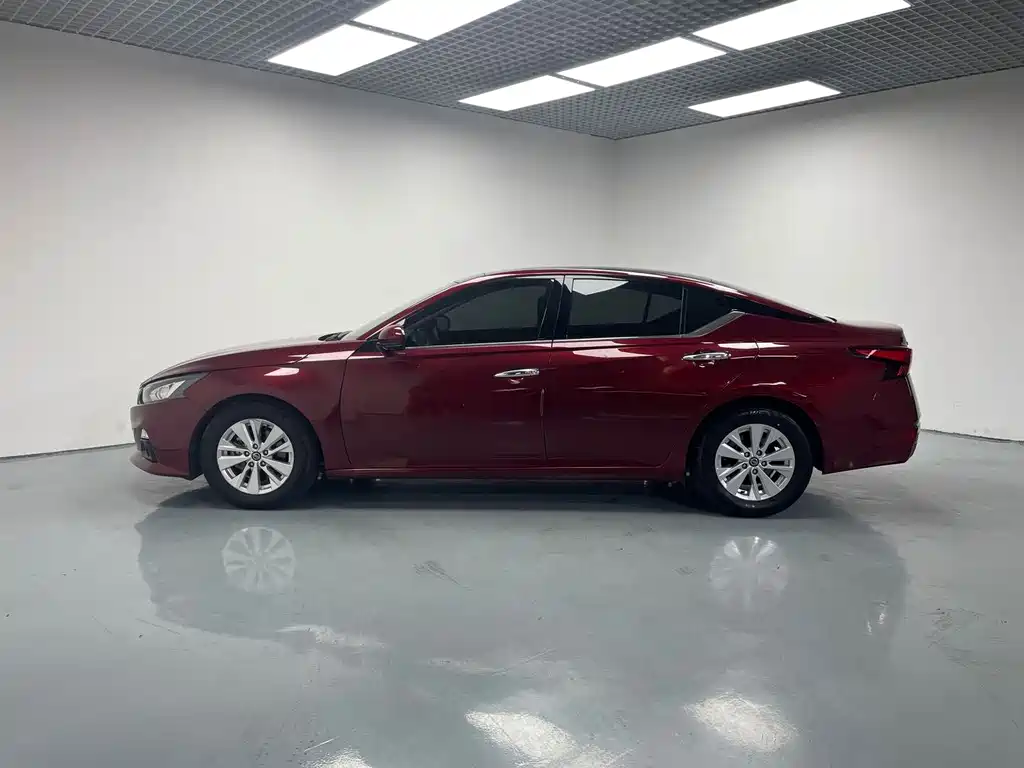 Nissan Teana — миниатюра 7