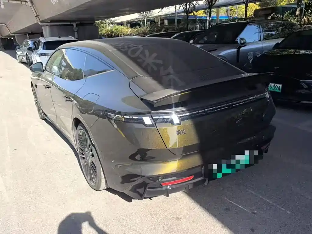 Lynk & Co 10 — миниатюра 6