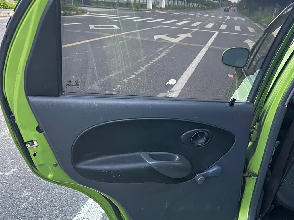 Baojun Spark — миниатюра 20