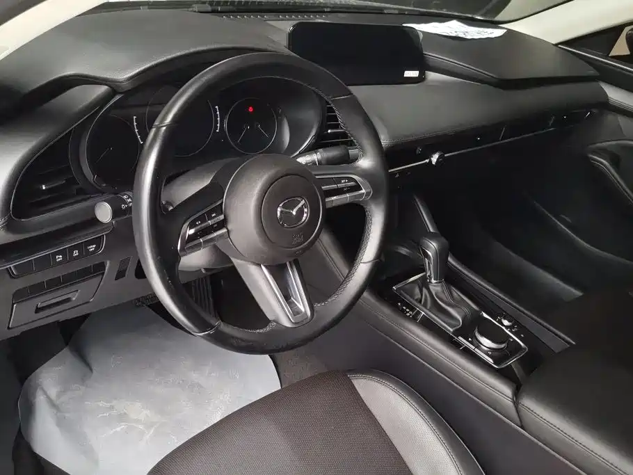 Mazda 3 Axela — миниатюра 12