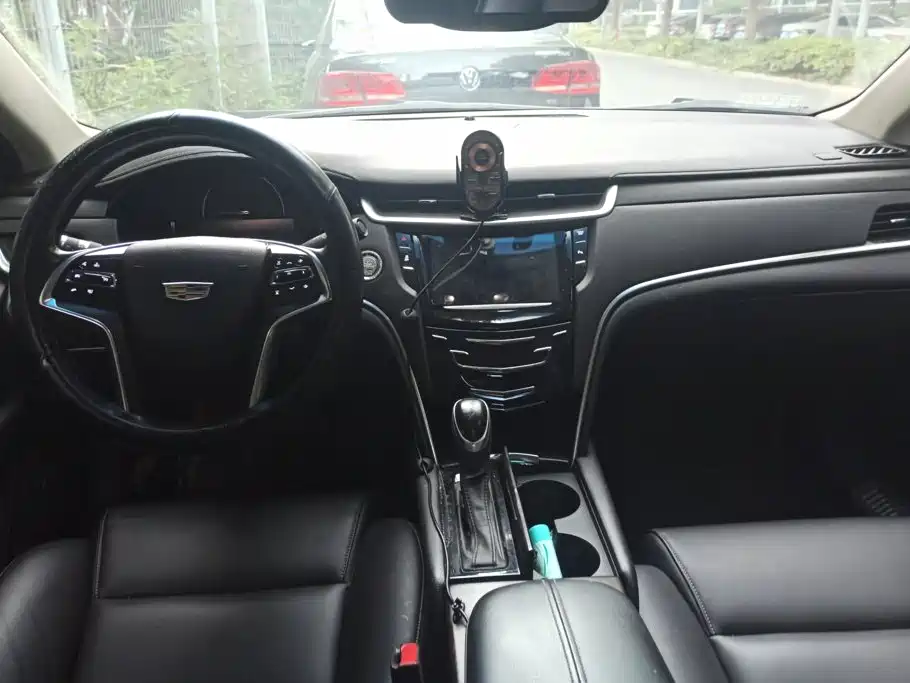 Cadillac XTS — миниатюра 12