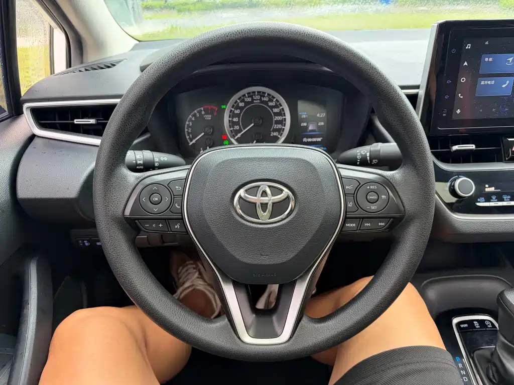 Toyota Corolla — миниатюра 14