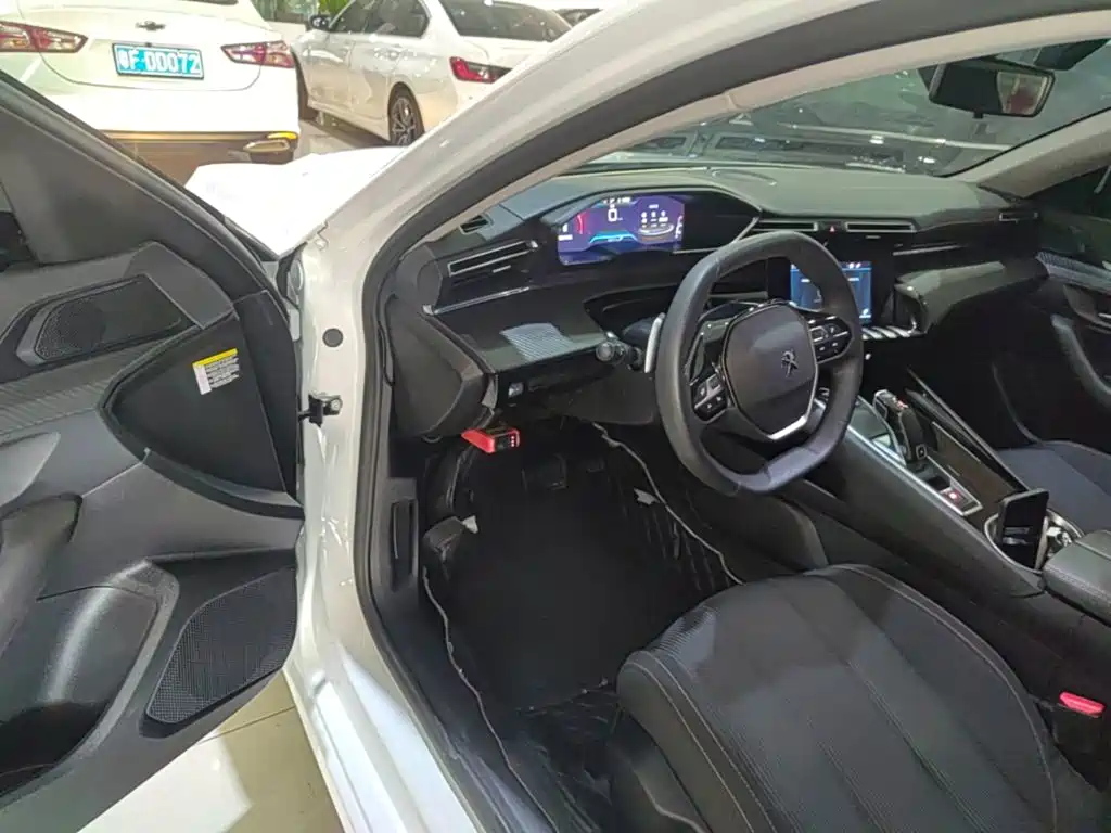 Peugeot 508 — миниатюра 16