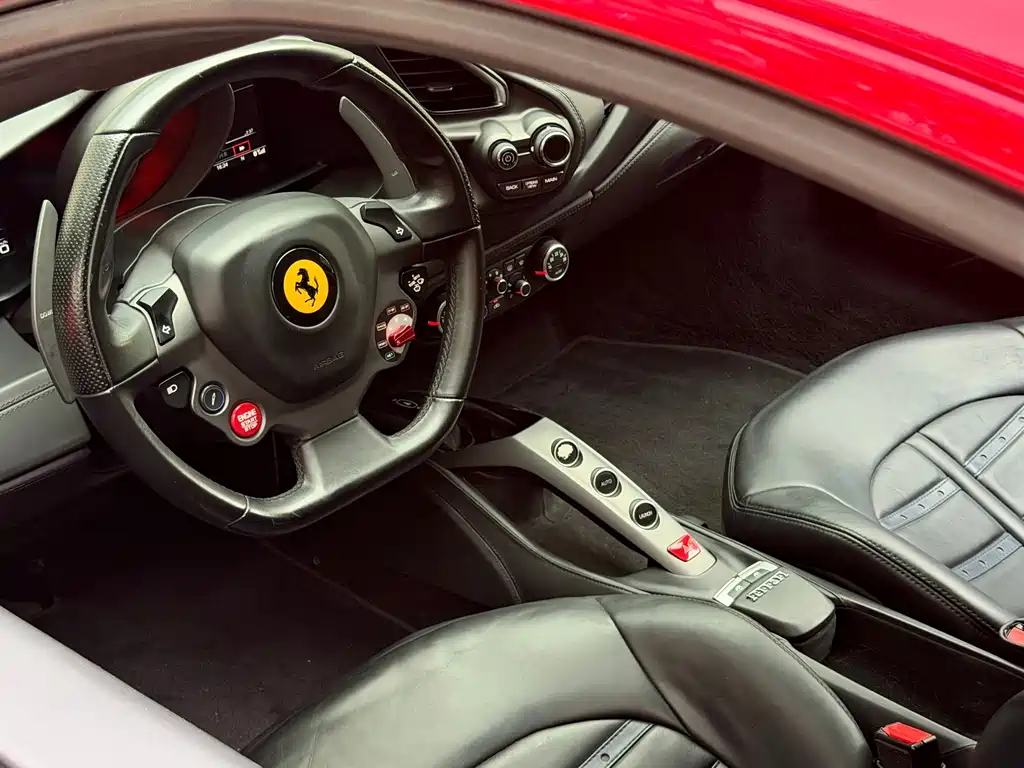 Ferrari 488 — миниатюра 12
