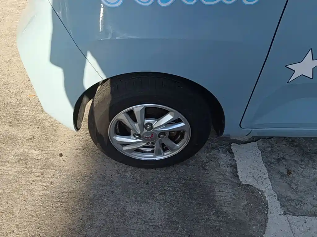 Wuling MINIEV — миниатюра 23