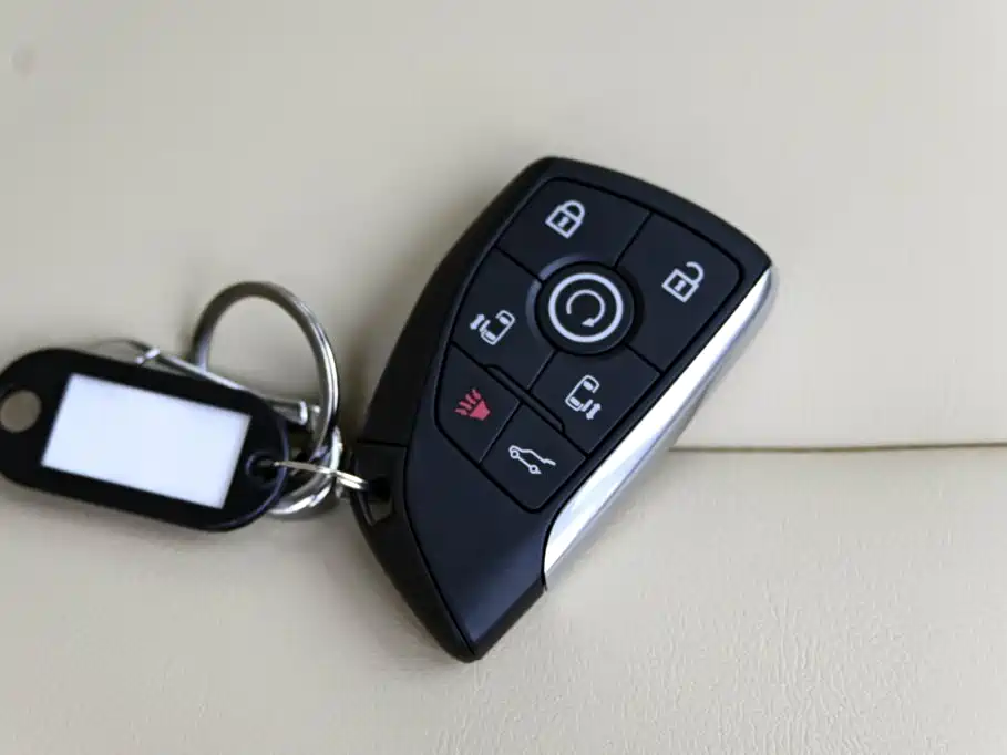 Buick GL8 Hybrid — миниатюра 36