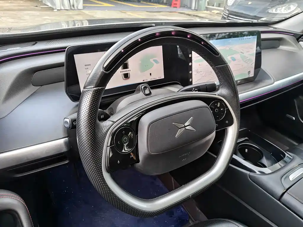 XPeng P7 — миниатюра 15