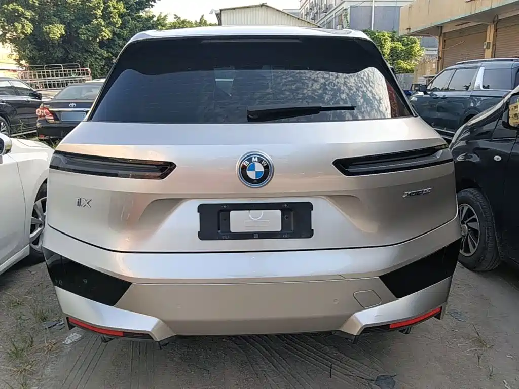 BMW iX — миниатюра 6