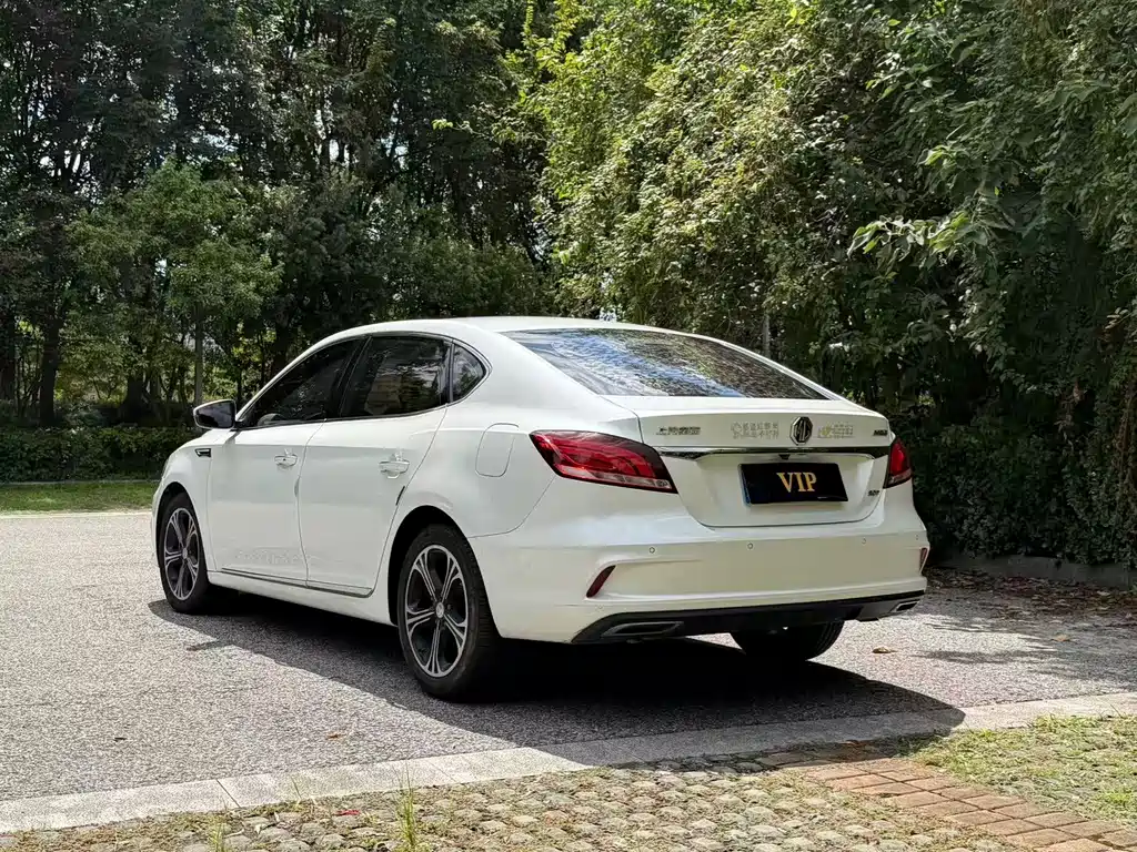 MG MG6 — миниатюра 4