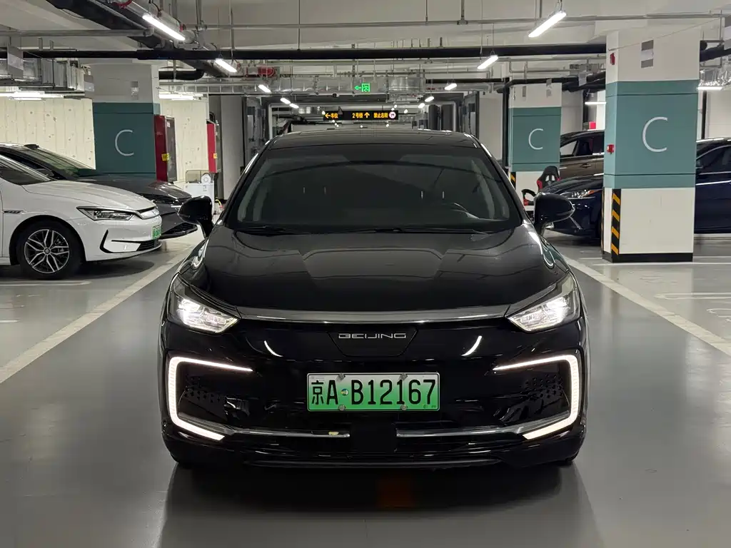 BAIC EU7 — миниатюра 2