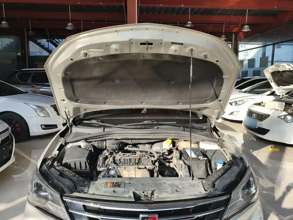 Roewe i5 — миниатюра 20