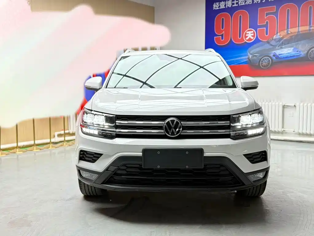 Volkswagen Tharu — миниатюра 2