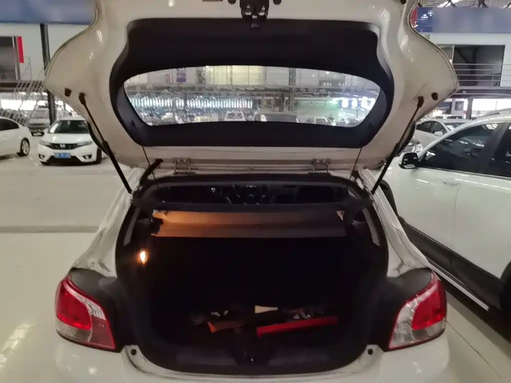 Baojun 610 — миниатюра 19