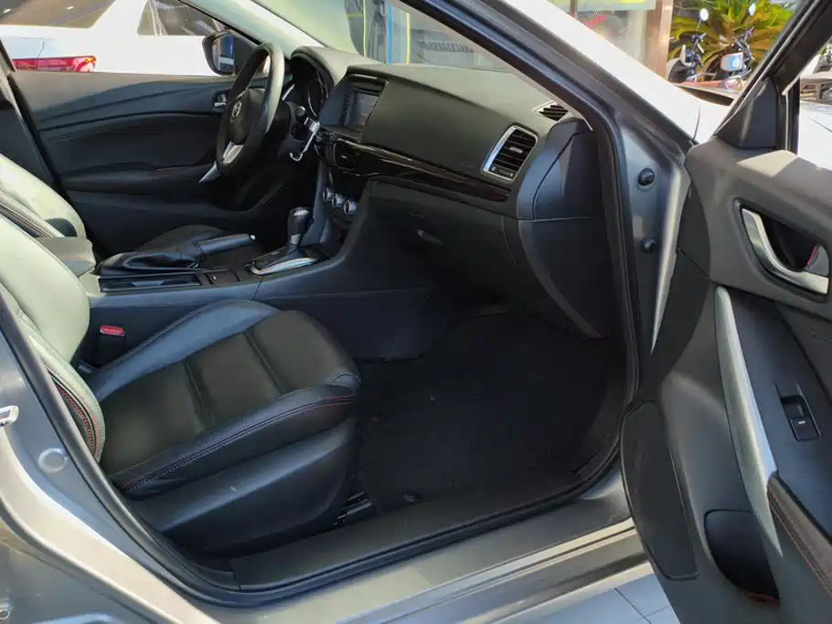 Mazda Atenza — миниатюра 8