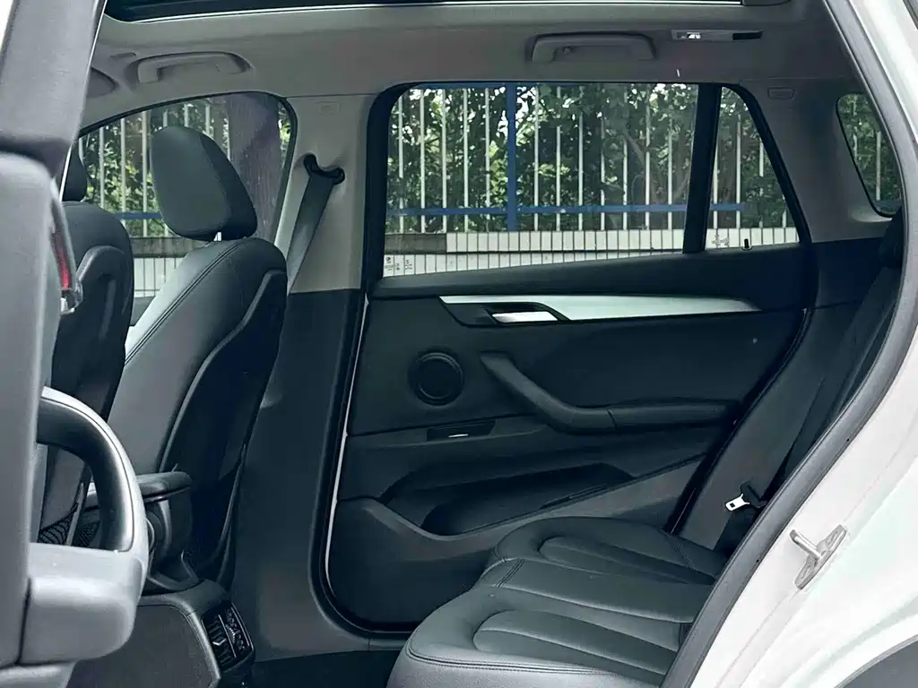 BMW X1 — миниатюра 7