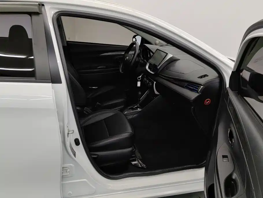 Toyota Vios — миниатюра 8