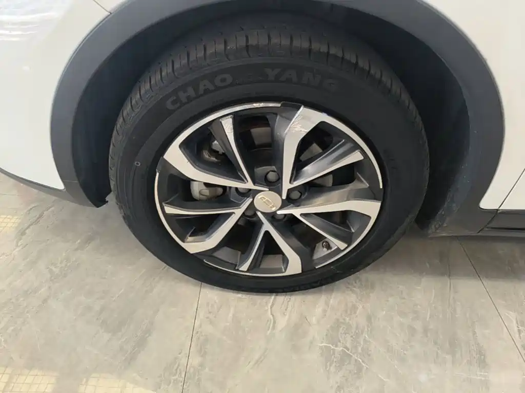 Geely Emgrand GS — миниатюра 23