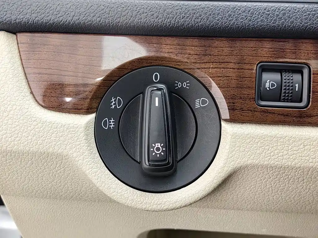 Volkswagen Lavida — миниатюра 21