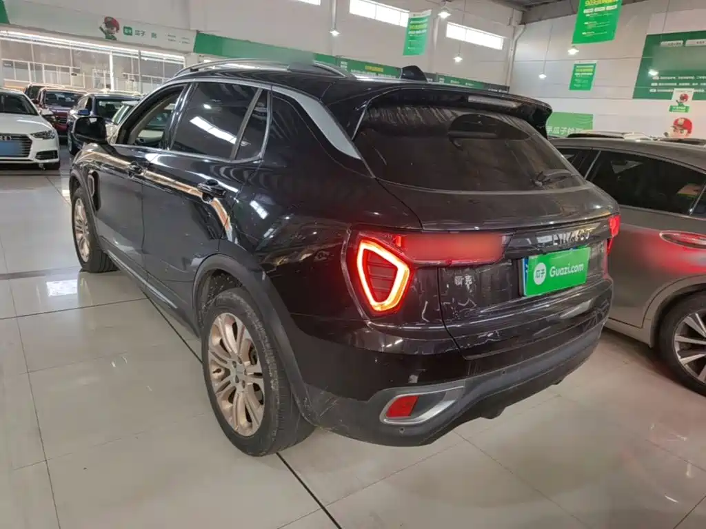 Lynk & Co 01 — миниатюра 5