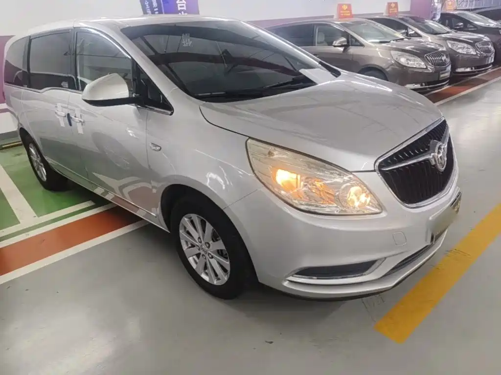 Buick GL8 — миниатюра 4