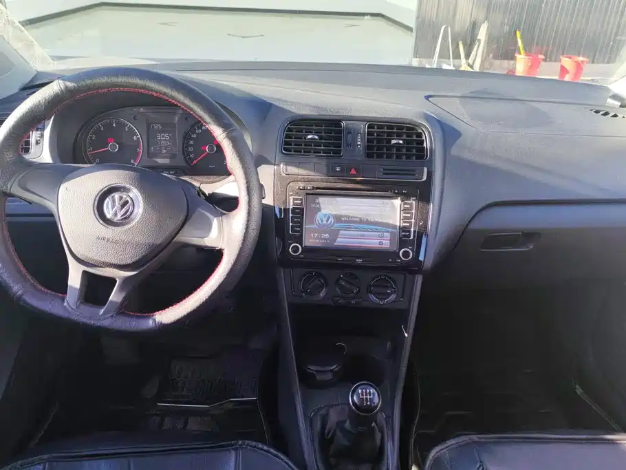 Volkswagen Polo — миниатюра 12