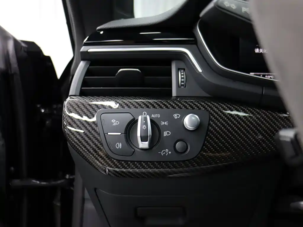 Audi RS 5 — миниатюра 8