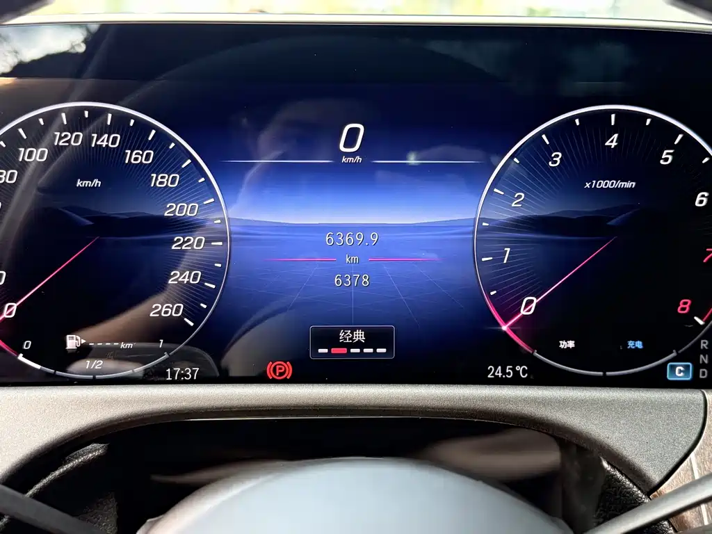 Mercedes-Benz E-Class — миниатюра 27