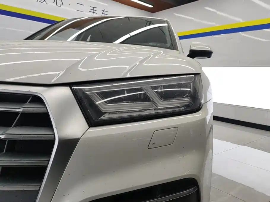 Audi Q5L — миниатюра 5