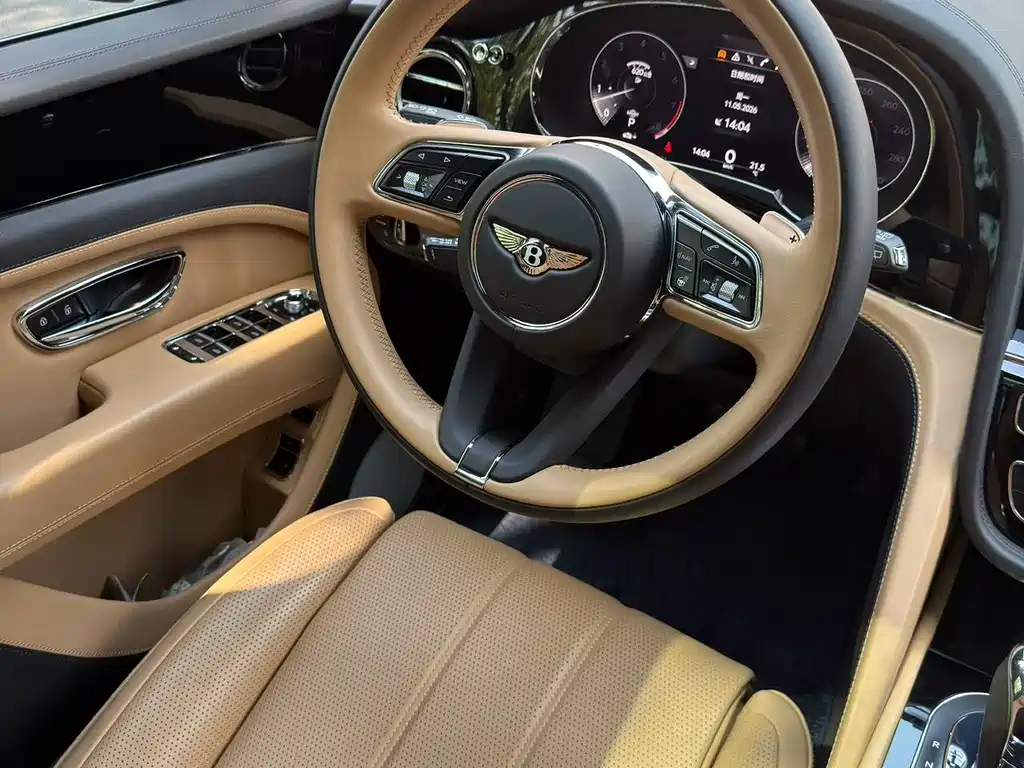 Bentley Bentayga — миниатюра 9