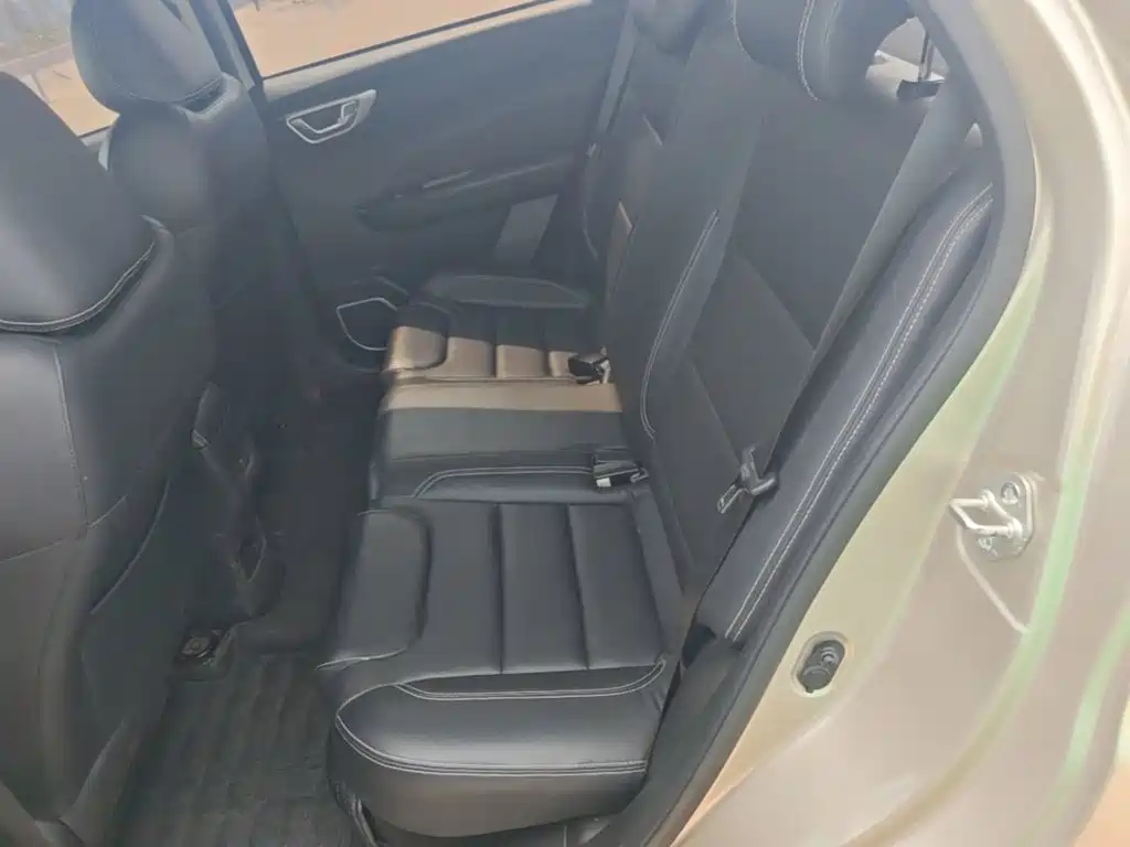 Geely Vision X3 — миниатюра 17
