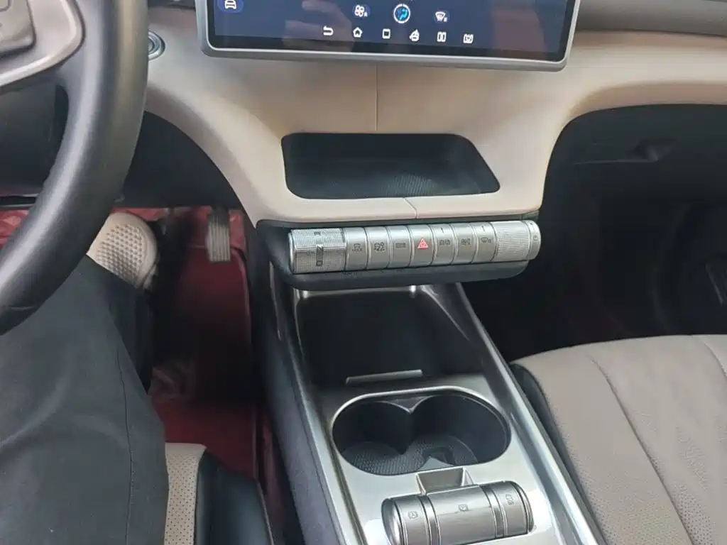 BYD Dolphin — миниатюра 14