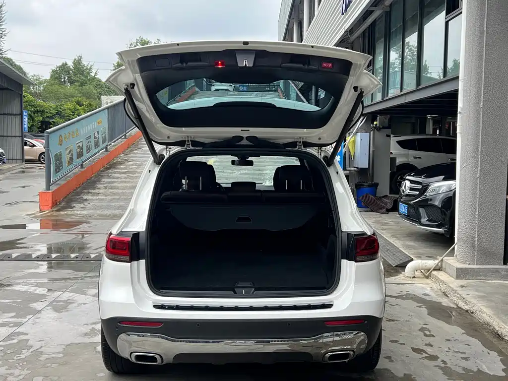 Mercedes-Benz GLB — миниатюра 4