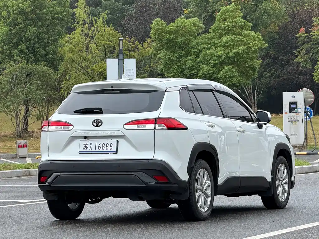 Toyota Frontlander — миниатюра 7