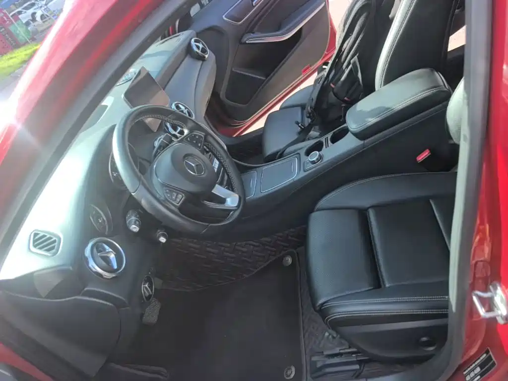 Mercedes-Benz GLA — миниатюра 15