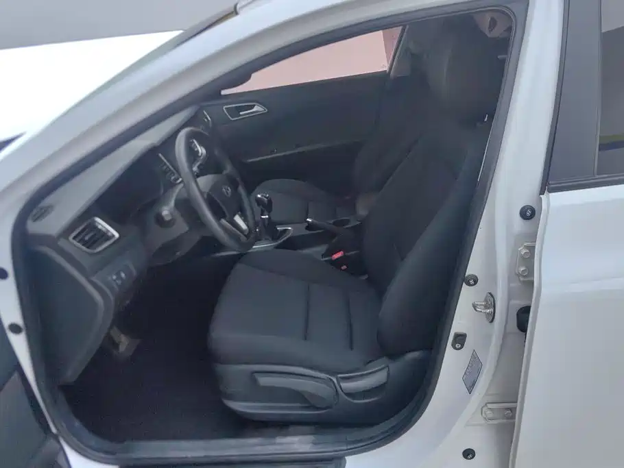 Hyundai Mistra — миниатюра 9