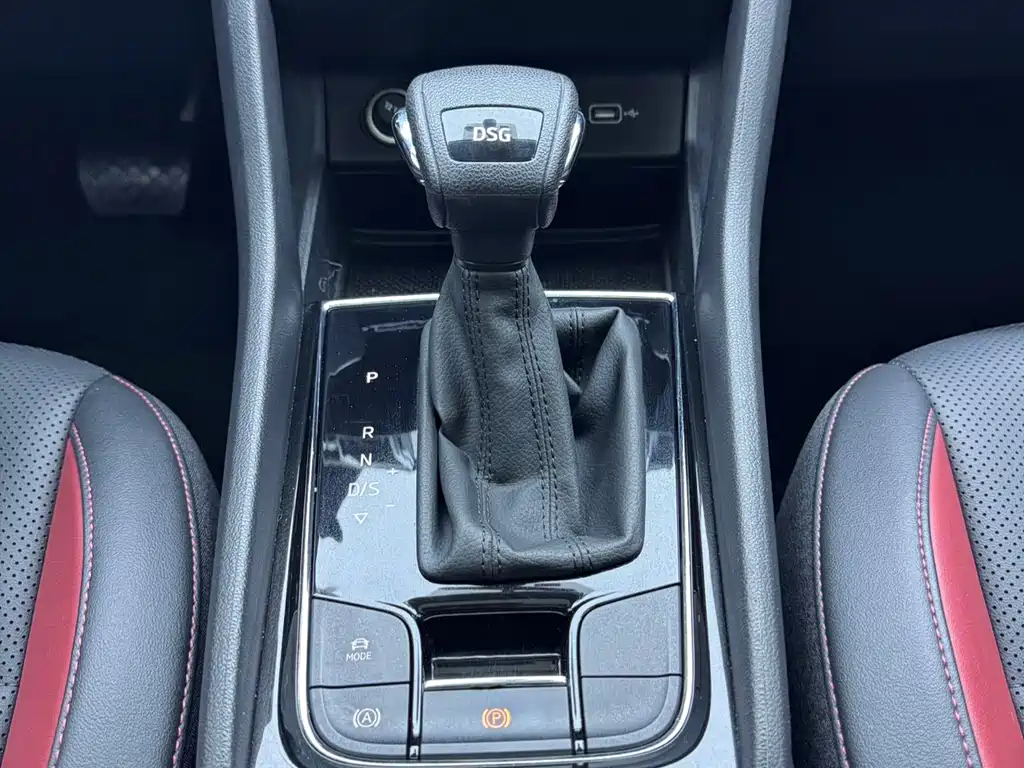 Skoda Karoq — миниатюра 13