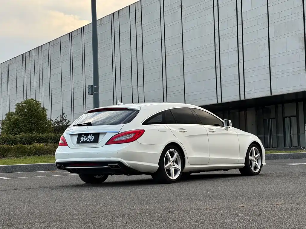 Mercedes-Benz CLS — миниатюра 6