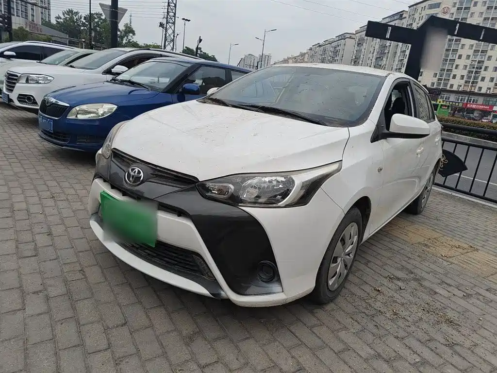 Toyota Yaris L 2017