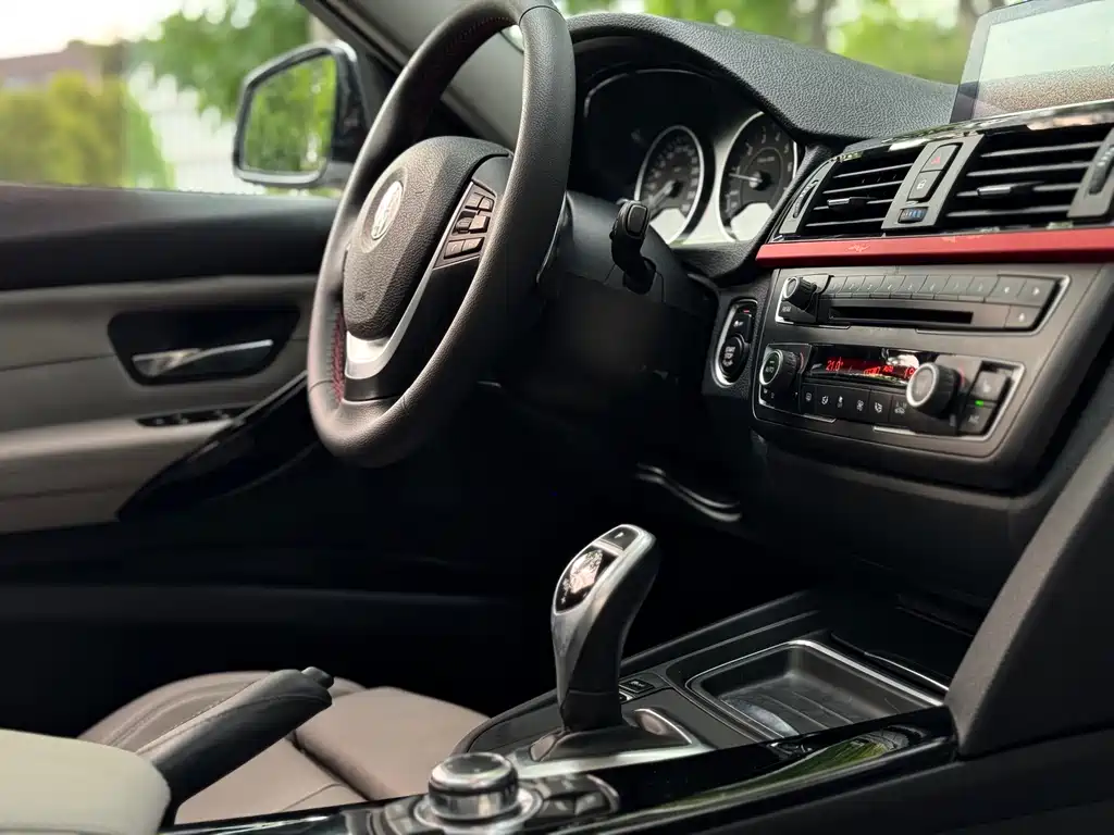 BMW 3 Series (Import) — миниатюра 12