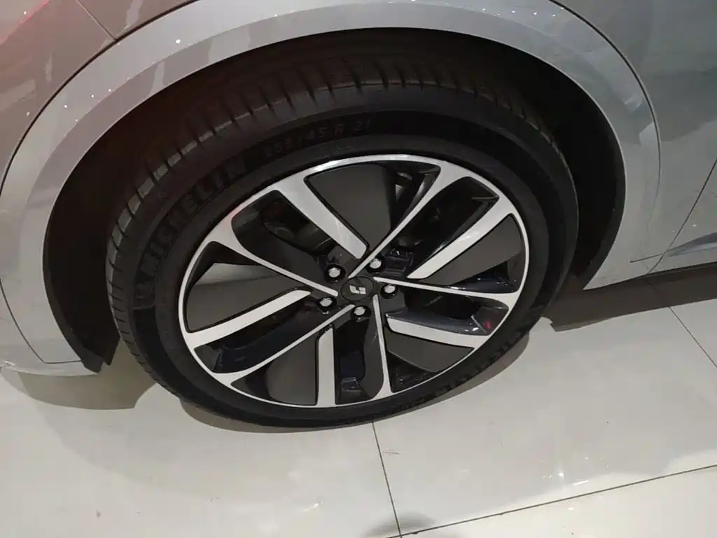 Li Auto Li L9 — миниатюра 23