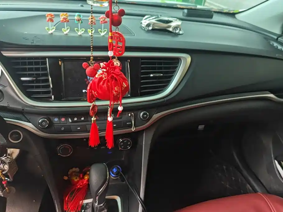Buick Excelle — миниатюра 13