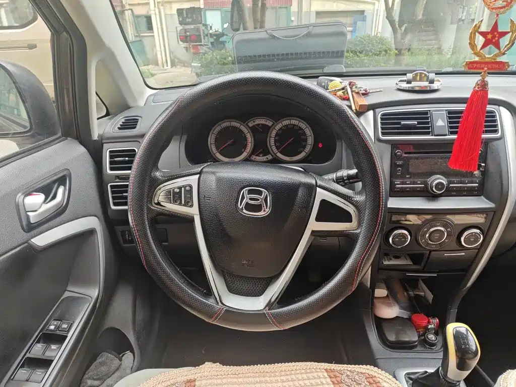 Suzuki Liana A6 — миниатюра 7