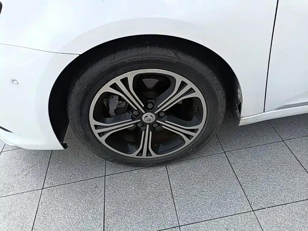MG 6 New Energy — миниатюра 23
