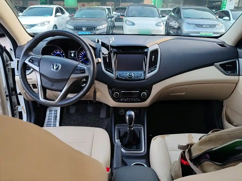 Changan Eado — миниатюра 10